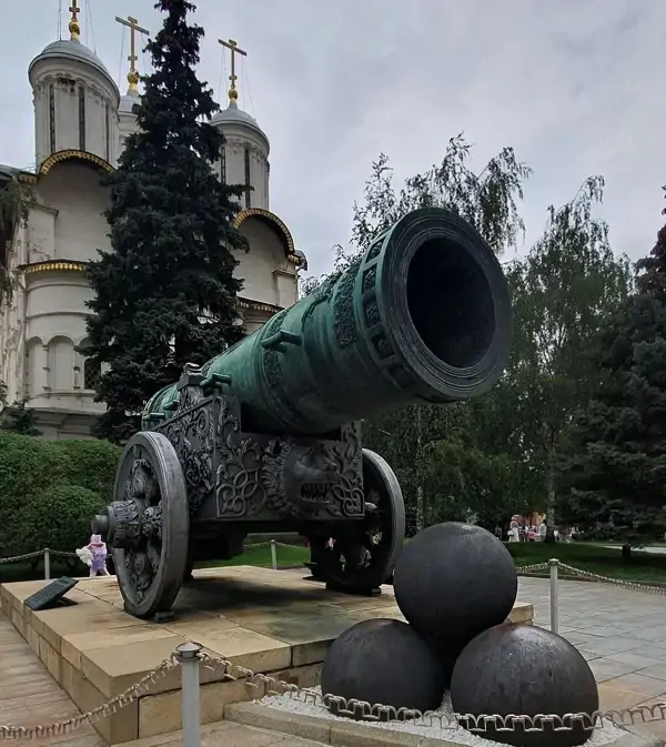 Царь пушка Кремль