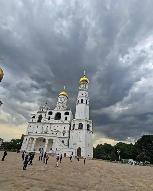 Соборная площадь Кремль