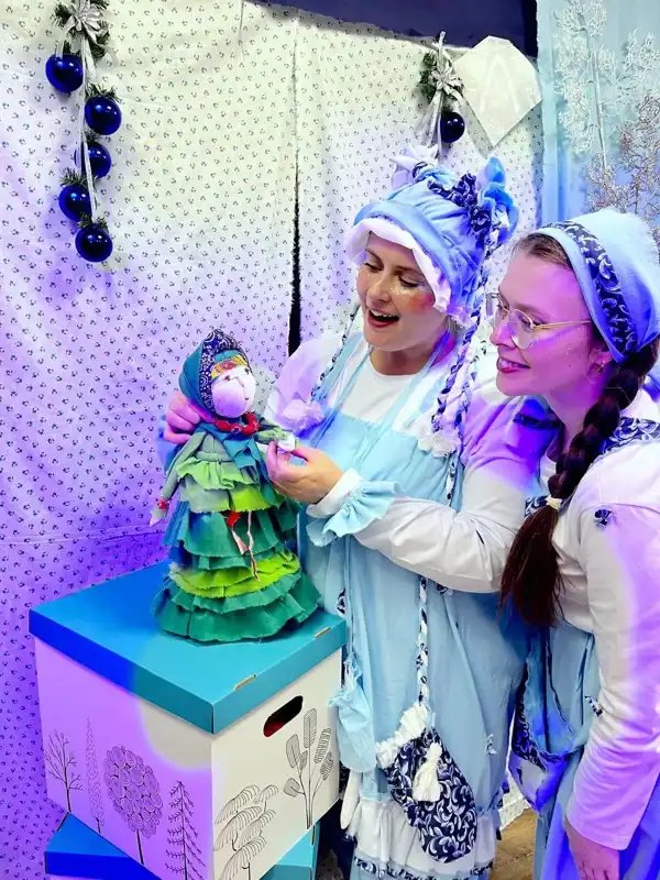 кукольное представление на новогодней программе
